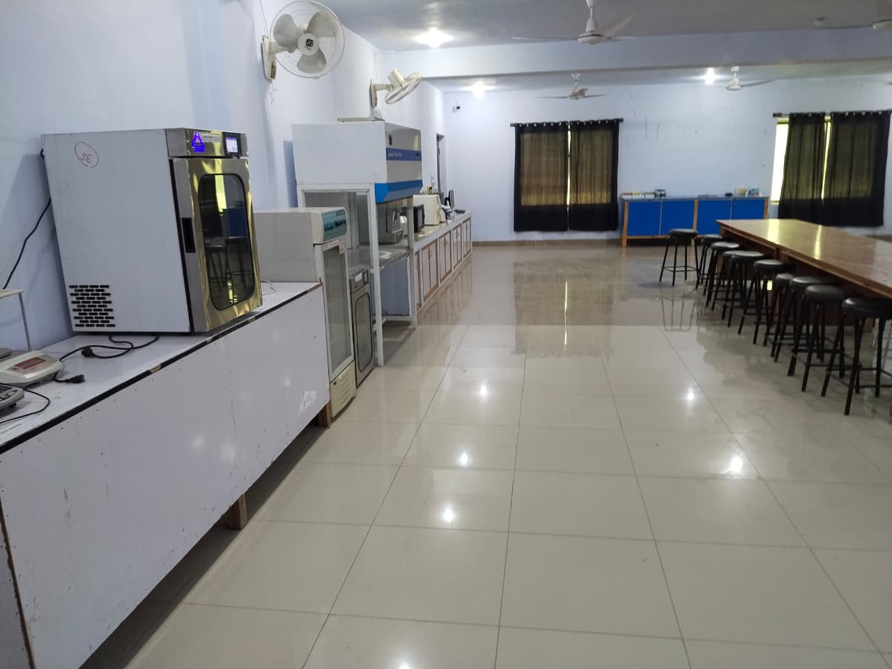 Pharmaceutical Practical Workstation & Demonstration Hall